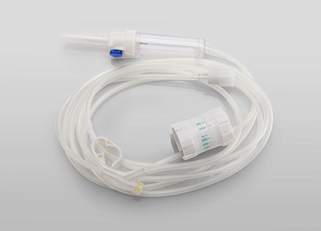 Infusion set with microdrop adjustor